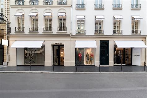 boutique chanel rue saint honoré|Boutique CHANEL faubourg saint.